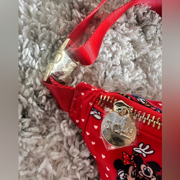 STONEY CLOVER LANE Mickey and friends Fanny pack - Picture 2 of 8